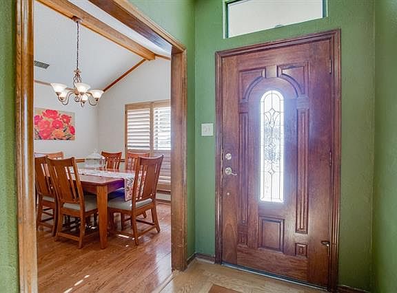 5th image of 724 Dove Cir