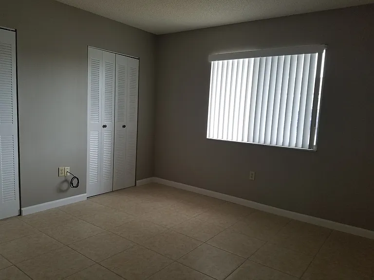 242 Winter Ridge Blvd — Photo 8