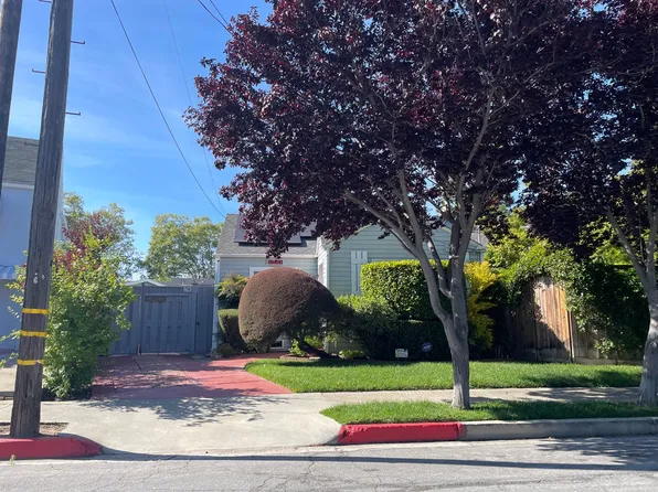 1044 Broadmoor Blvd, San Leandro, CA 94577