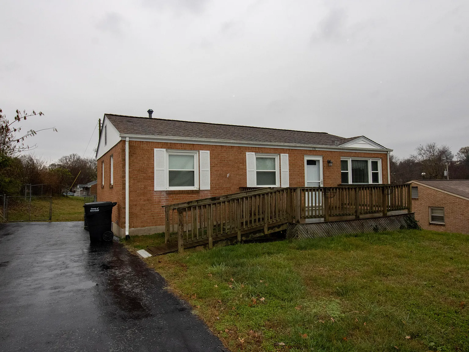 4 bed, 2.0 bath, 1579 sqft, $1,700 — Photo 1