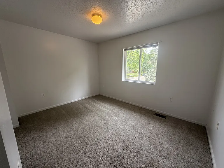 330 W Cherry St #Y23 — Photo 15