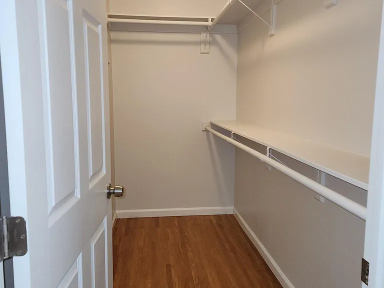 18154 Rayen St — Photo 19