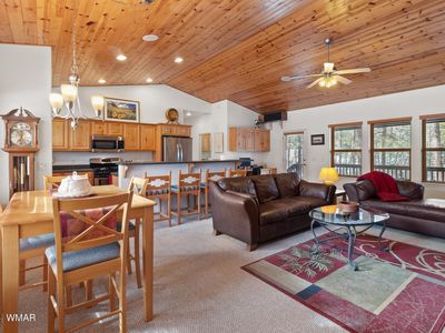 1130 E Cedar Ridge Run, Show Low, AZ, 85901
