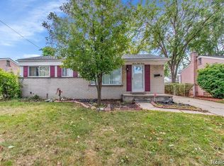 11820 Harold St, Warren, MI 48089