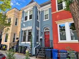 766 Harvard St NW, Washington, DC