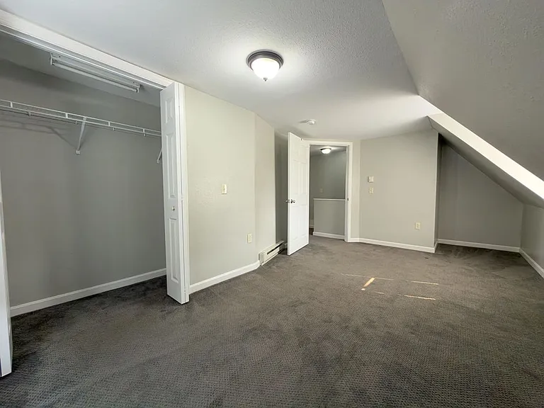 31-33 Saranac St #31 — Photo 15