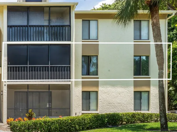 3232 Lake Pine Way E APT H2, Tarpon Springs, FL 34688