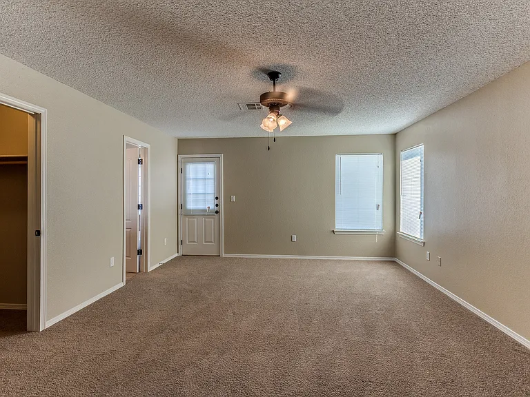 11296 Bullseye St — Photo 12