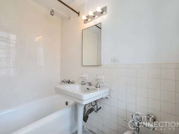 45 Tudor City Place image 7 of 12