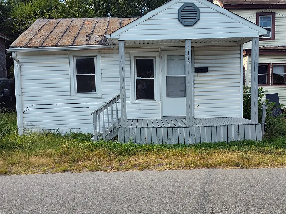 1112 Mount Horeb St