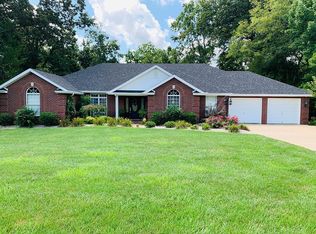 200 Cambridge Way, Campbellsville, KY 42718