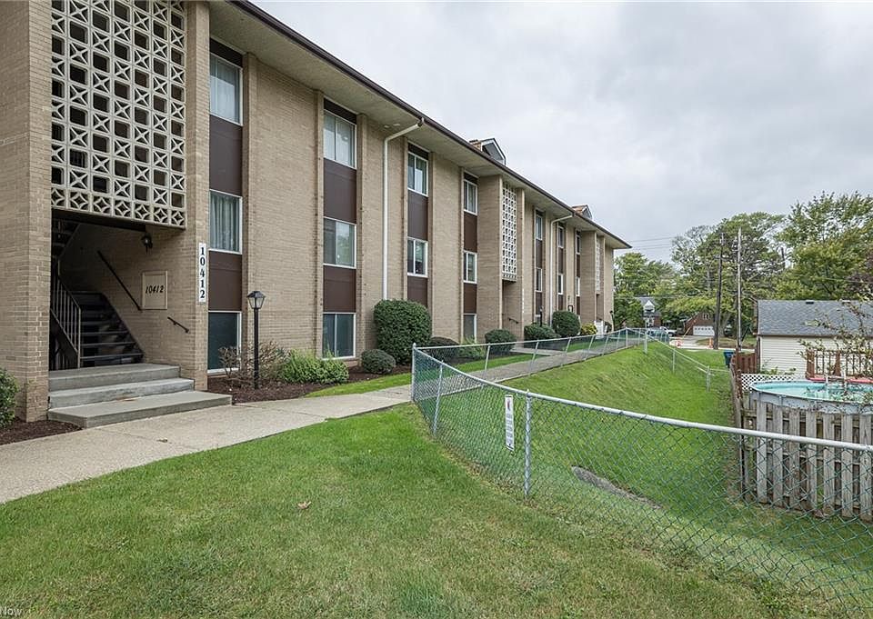 1st image of 10414 N Church Dr APT 310