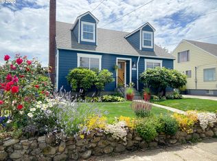 8630 NE Hassalo St, Portland, OR 97220