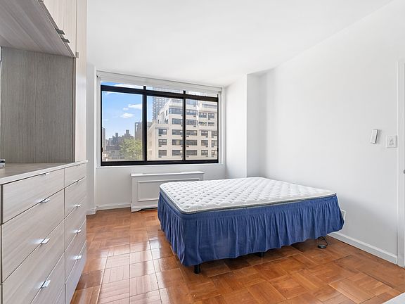 5th image of 343 E 74th St APT 8C
