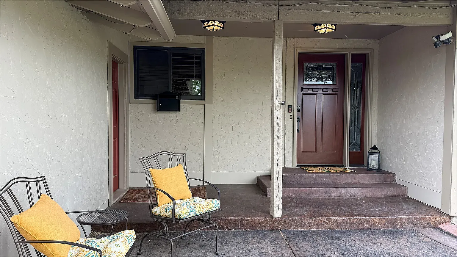 5 bed, 2980 sqft, $3,000 — Photo 2