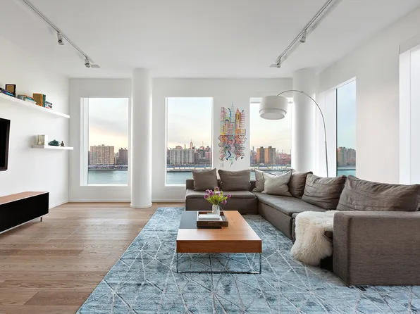 1 John Street image 1 of 14