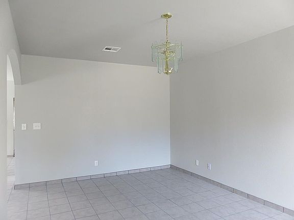 5th image of 1625 Juniper Ave