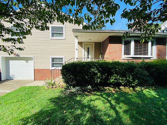 5th image of 602 Gordon Dr