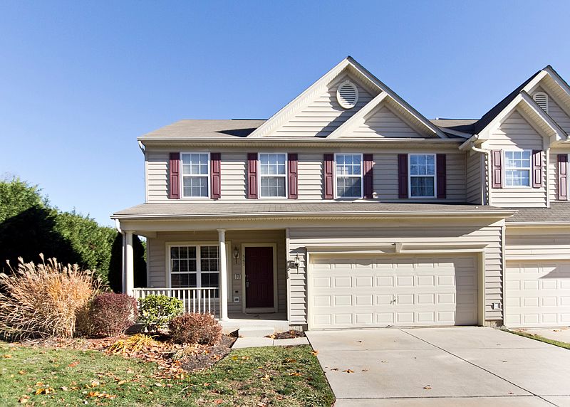 1st image of 347 Donald Cir Unit 32