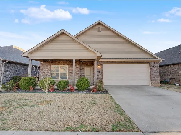 6159 W Limerick Way, Fayetteville, AR 72704