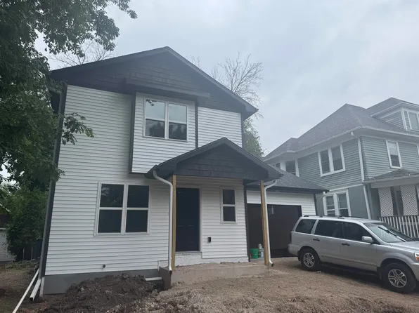 216 4th St, Neenah, WI 54956