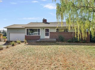 421 NE Columbia St, White Salmon, WA 98672