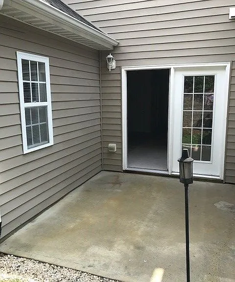 185 E Plaza Dr — Photo 4