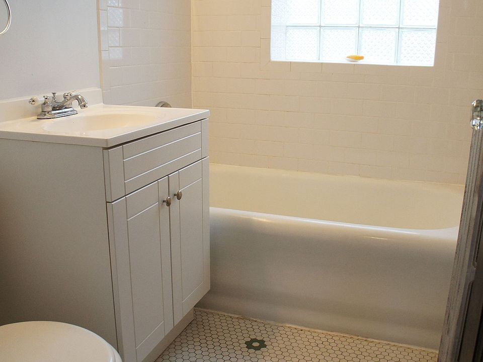1st image of 2944-48 N Albany Ave #1180
