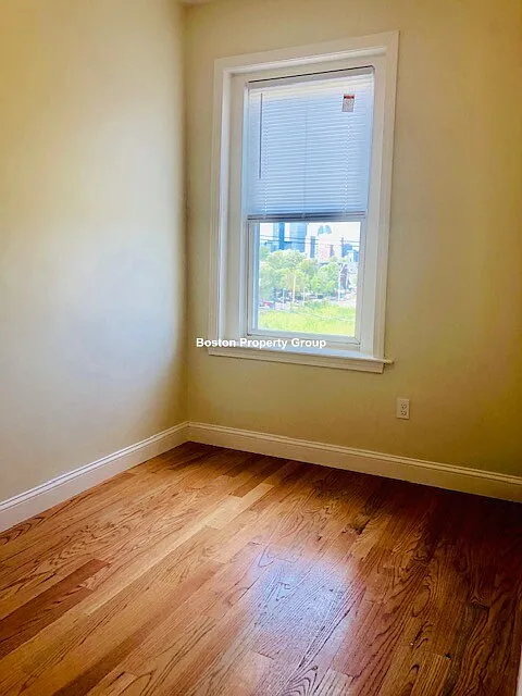 52 Guild St — Photo 4