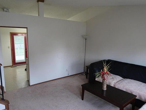 3rd image of 4577 Grenville Dr