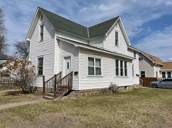 2002 Kane St, La Crosse, WI 54603
