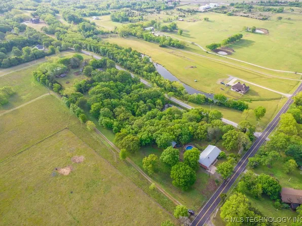 16425 S 4170th Rd, Claremore, OK 74017