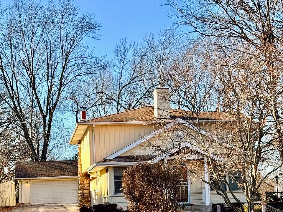2nd image of 34686 N Wilson Rd