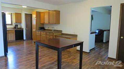 3rd image of 2205 S Oakhill Ave