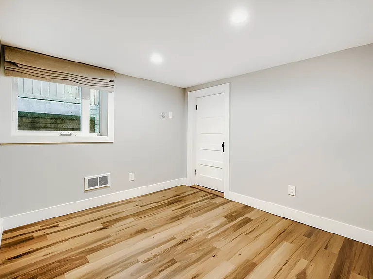 2724 W Blaine St — Photo 20