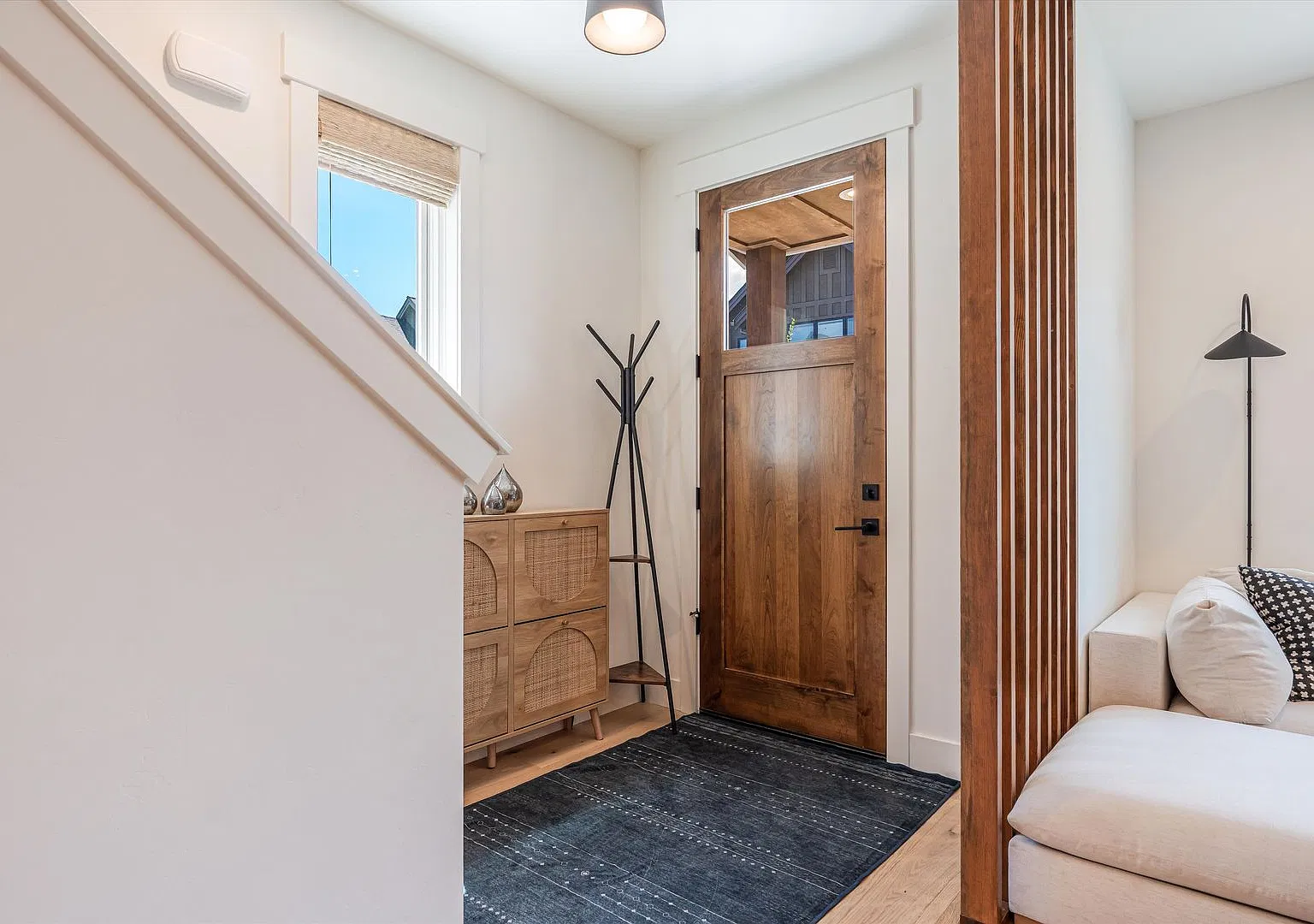 Mountain Living in Tetherow | Luxury 4-Bedroom Home with Bonus Room — Photo 4