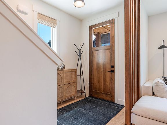 4th image of 61312 McRoberts Ln