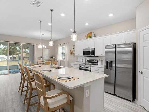 Personalize your new home with a wide selection of finishes at the Personal Selection Studio - Aubre