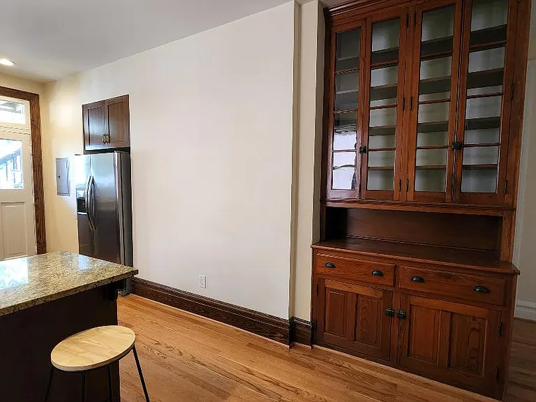 6115 Pershing Ave #1 — Photo 4