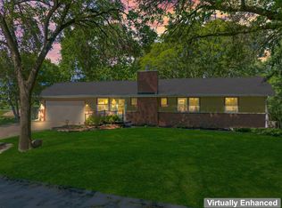 2248 Windsor Lake Dr, Minnetonka, MN 55305