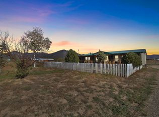 43 Upper Las Colonias Rd, El Prado, NM 87529