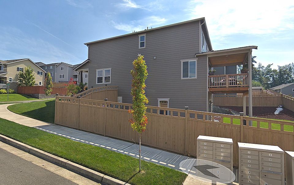1st image of 1302 39th St SE