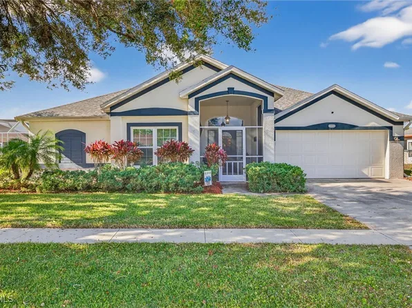 4505 Varsity Cir, Lehigh Acres, FL 33971