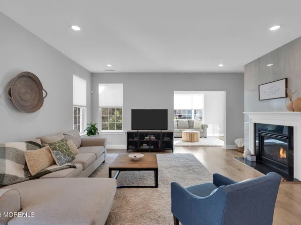 213 Mckinley Lane, Manchester, NJ 08759