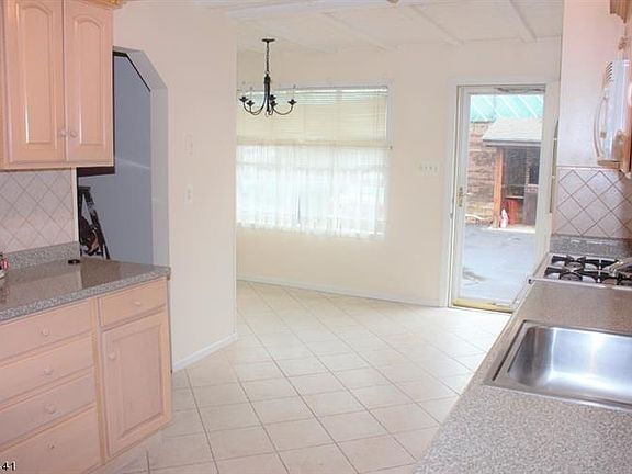 2nd image of 375 Union Ave