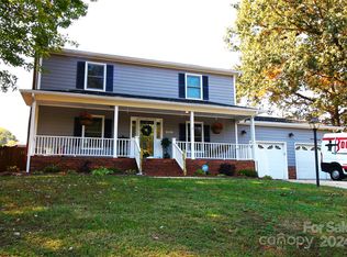 2171 Winterfield Dr, Gastonia, NC 28056
