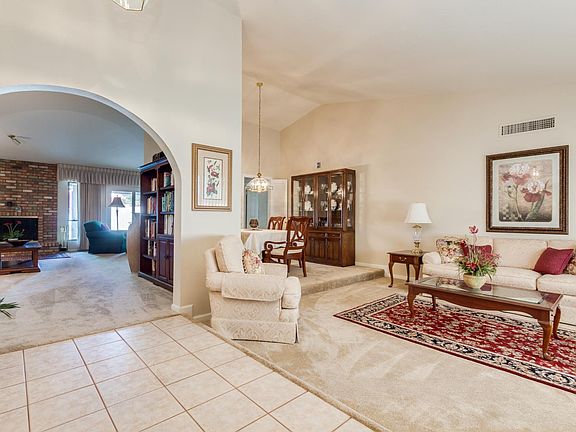 3rd image of 2435 S Los Altos