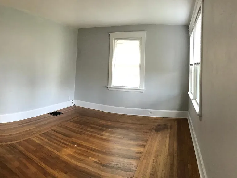 76 Taylor Ave — Photo 5