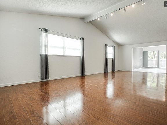 4th image of 3255 Saint Croix Dr