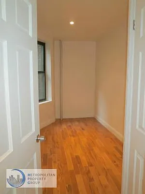 Rented by Metropolitan Property Group | media 53